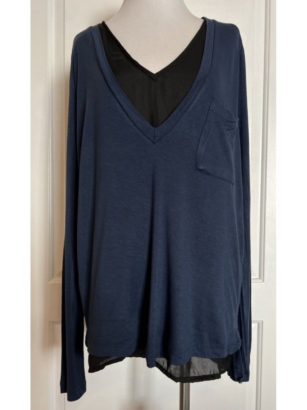 Bordeaux Anthropologie Designer Rayon 2 in 1 Long Sleeve V-Neck Tunic Top Navy M